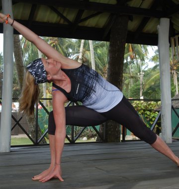 Aktivierender Yoga in der Villa Safira auf Sri Lanka