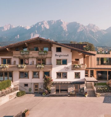 Erleben Sie einen erholsamen Yoga-Urlaub im Bio-Hotel Bergristall in der Steiermark!