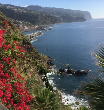 Portugal Madeira Yoga Urlaub Hotel Estalagem Blumeninsel Blick Bucht