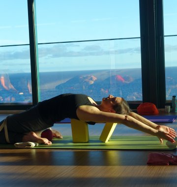 Yoga Urlaub Portugal Madeira Hotel Galosol Yogaraum Blick Atlantik