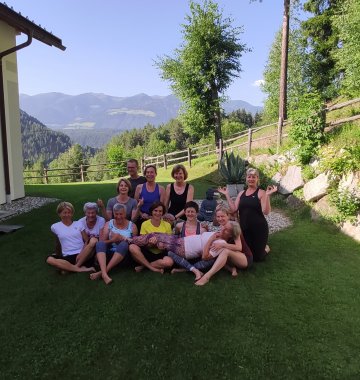 yoga urlaub reisen italien suedtirol hotel saalerwirt gruppe