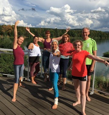 yoga urlaub reisen deutschland seehotel niedernberg gruppe