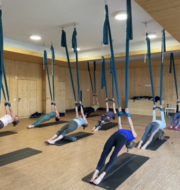 yoga urlaub reisen poritgal nordportugal feel viana  aerial yoga