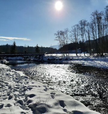 Was gibt es schöneres als strahlender Sonnenschein in der Schneelandschaft?