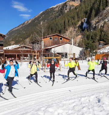yoga urlaub reisen langlauf ski oesterreich tirol hotel vier jahreszeiten warm machen